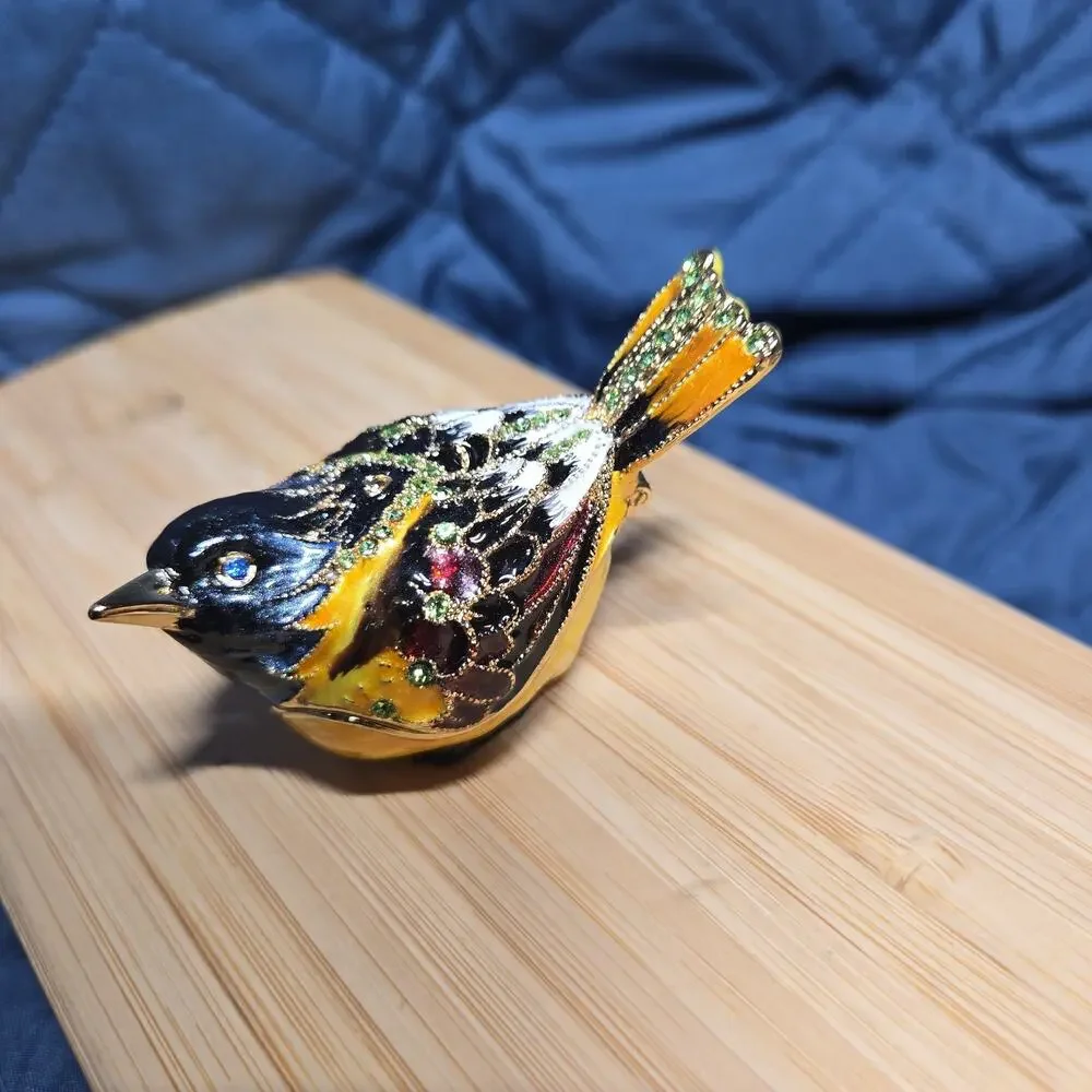 Set a two Small jeweled bird trinket boxes